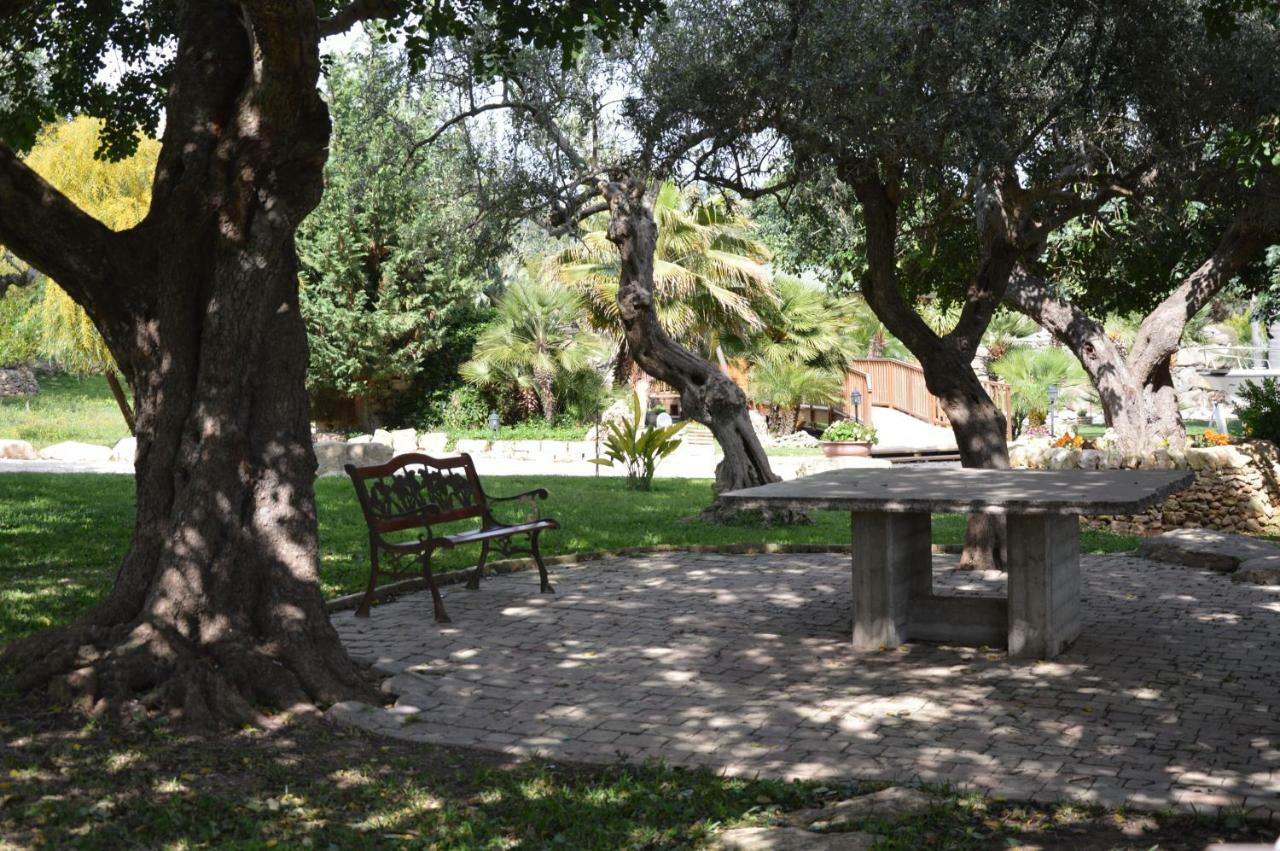 Villa Giulia - Sicilian Luxury Garden Пунта Сека Екстериор снимка