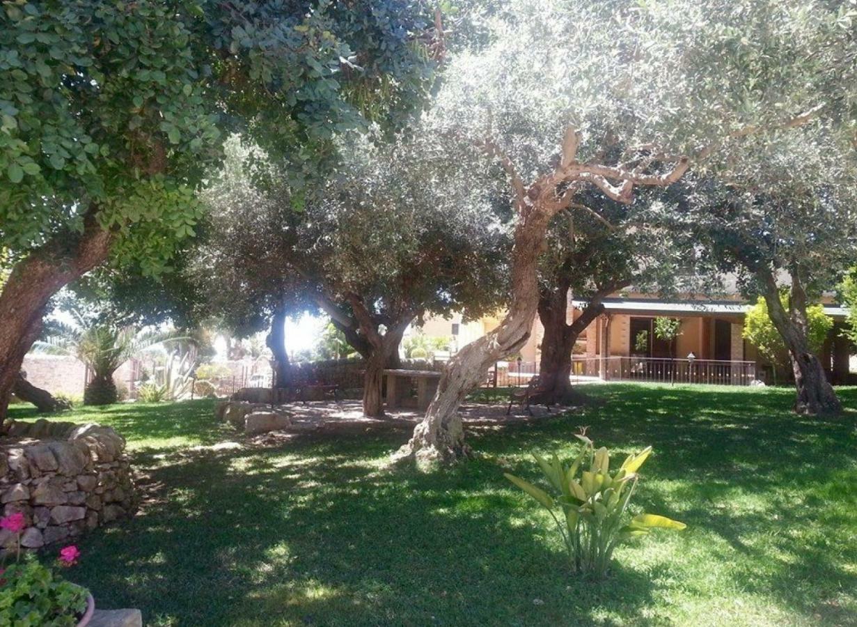Villa Giulia - Sicilian Luxury Garden Пунта Сека Екстериор снимка