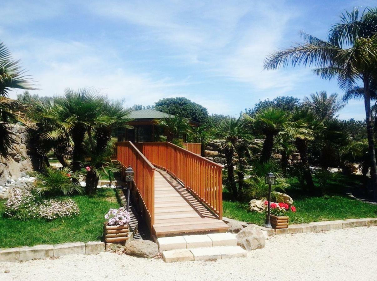 Villa Giulia - Sicilian Luxury Garden Пунта Сека Екстериор снимка